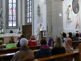 Diözesale Aussendung der Sternsinger des Bistums Fulda in St. Crescentius (Foto: Karl-Franz Thiede)